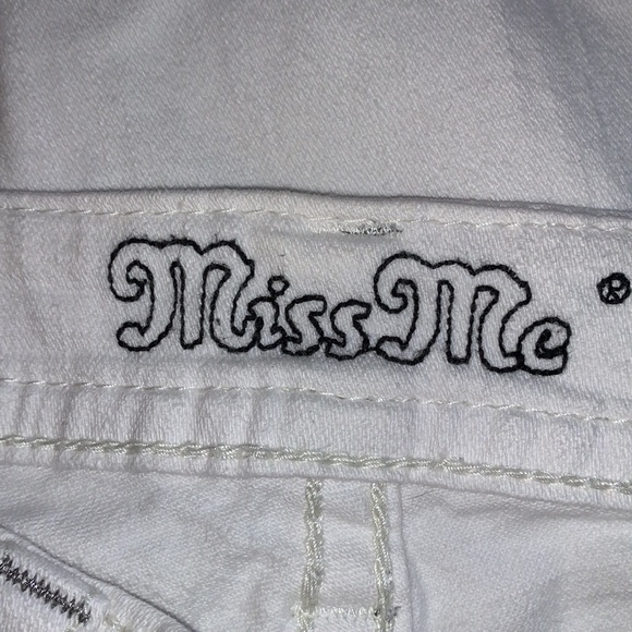 Miss Me Jeans - Picture 4 of 11